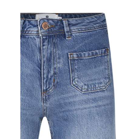 Jean en coton mélangé bleu denim délavé avec une coupe flare - Image 3