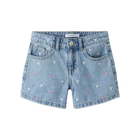 Short en coton bleu uni pourvu de coeurs brodés et de multiples poches