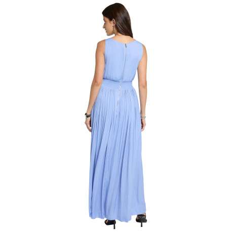 Robe longue bleue satinée coupe fluide pourvue d'un col v profond - Image 3