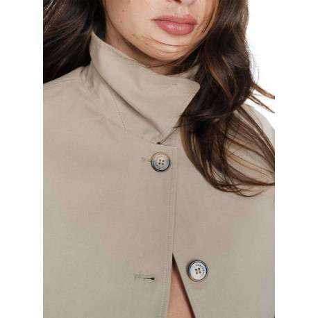 Blouson en jean tilleul uni avec une coupe droite et un col à revers - Image 5