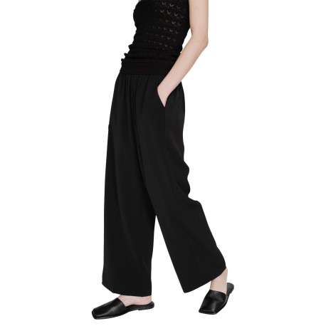 Pantalon chino noir uni avec une coupe droite et une taille élastiquée - Image 5