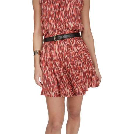 Jupe courte rouge avec motifs abstraits et une coupe fluide - Image 5