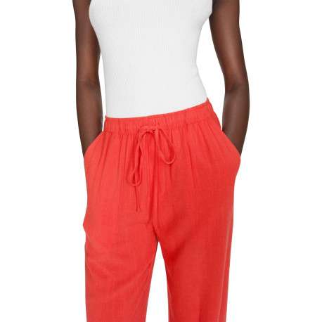 Pantalon chino rouge uni avec une coupe flare et une taille élastiquée - Image 5