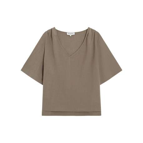 Top taupe uni fluide avec une coupe large et des manches courtes