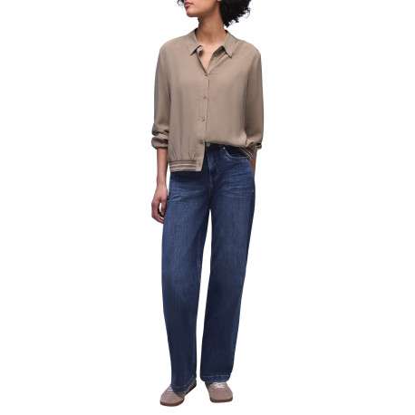 Blouse taupe unie pourvue de manches longues et d'une coupe droite - Image 5