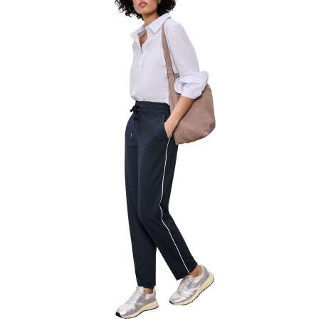 Pantalon chino marine à motifs pourvu d'une taille élastiquée - Image 5