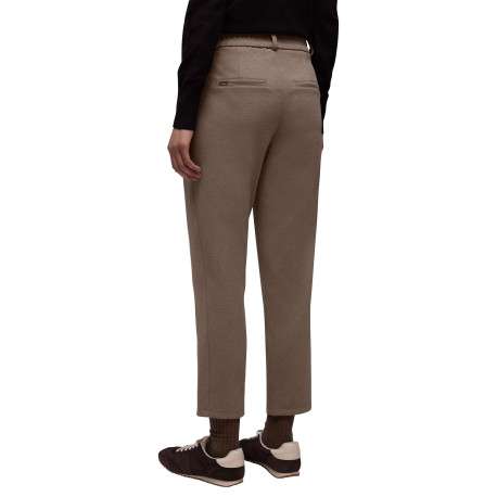 Pantalon chino chocolat uni pourvu d'une taille élastiquée et d'une coupe droite - Image 4