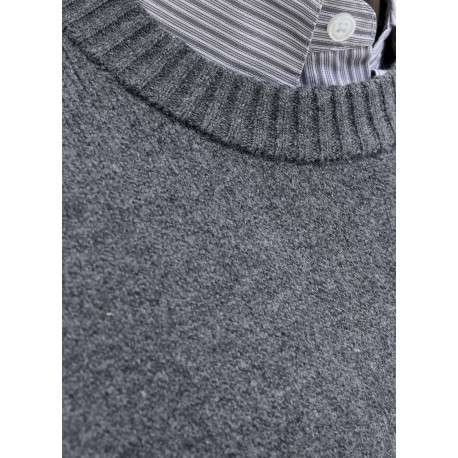 Pull anthracite uni en maille fine avec une coupe droite et un col rond - Image 2