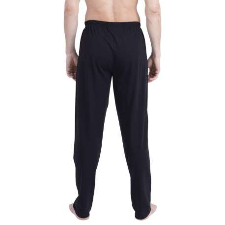 Pyjama long en coton bleu uni pourvu d'une coupe droite et d'un col rond - Image 4