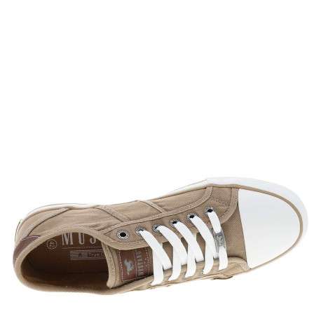 Tennis toile basse taupe avec un talon plat et des lacets blancs - Image 4