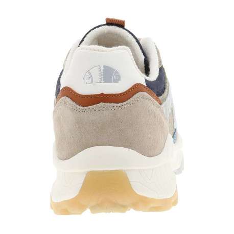 Baskets running vertes avec un talon plat et des lacets beiges - Image 6