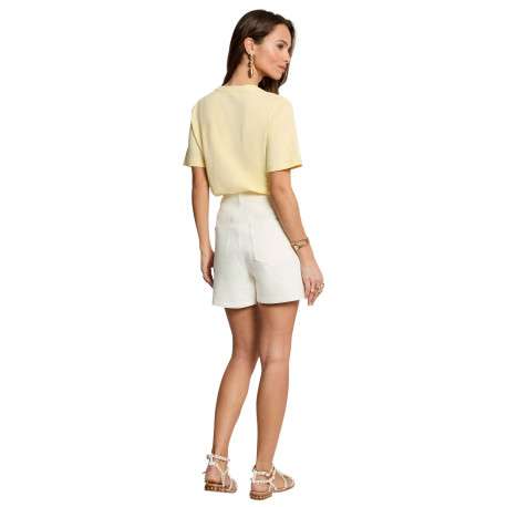 Short en coton écru uni pourvu d'une coupe droite et de multiples poches - Image 4