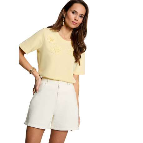 Short en coton écru uni pourvu d'une coupe droite et de multiples poches - Image 5