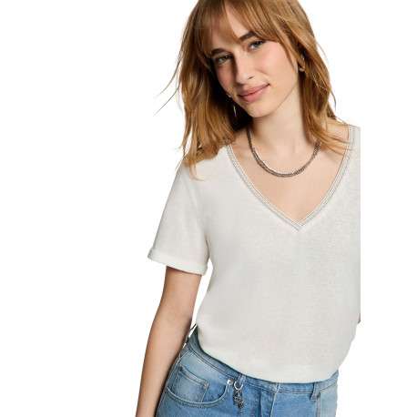 T-shirt blanc uni pourvu d'une coupe droite et d'un col en V - Image 5