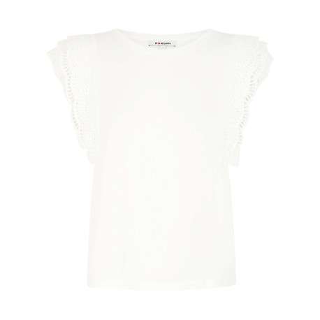 T-shirt blanc uni avec une coupe droite et des manches courtes