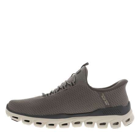 Baskets running brunes avec une semelle plate et une fermeture slip-on