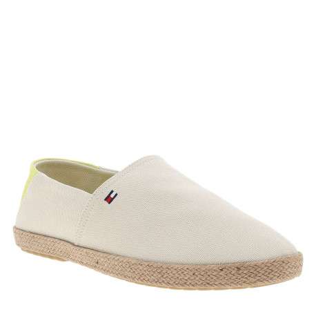 Espadrilles beiges avec un talon à talon plat et fermeture slip-on - Image 3