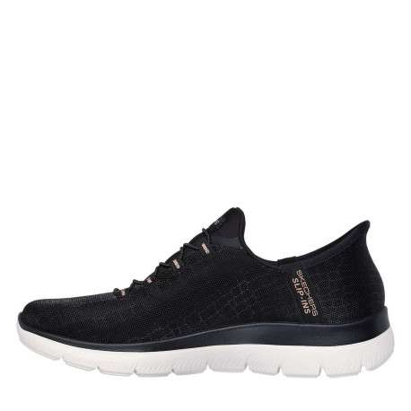 Baskets running noires à semelle plate et avec une fermeture slip-on