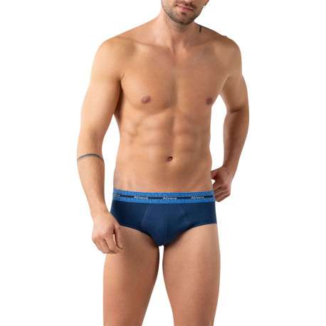 Lot de 3 slips en coton bleus unis pourvus du nom de la marque imprimé - Image 2