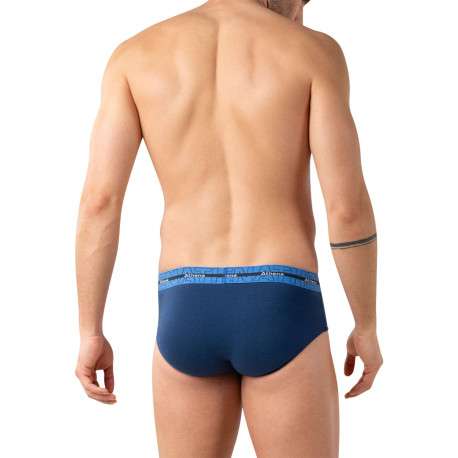 Lot de 3 slips en coton bleus unis pourvus du nom de la marque imprimé - Image 3