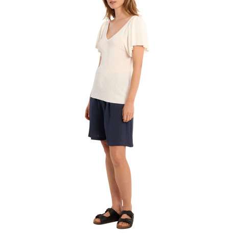 Pull blanc uni pourvu de manches courtes et d'une coupe ajustée - Image 3