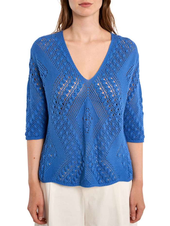 Pull bleu uni pourvu de...