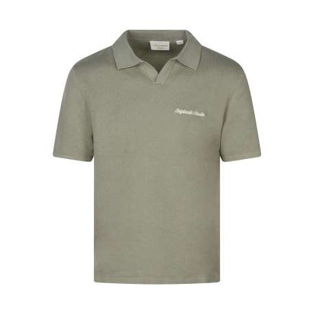 Polo en coton biologique kaki uni avec une coupe droite et un col boutonné