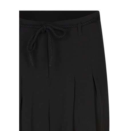 Pantalon noir uni avec une coupe bootcut et une ceinture à la taille - Image 3