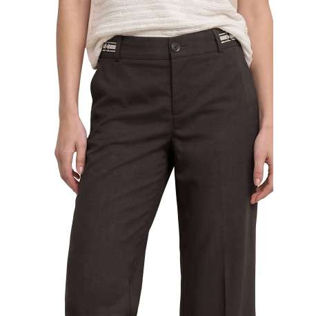 Pantalon chino chocolat uni avec une coupe bootcut muni d'un zip et d'un bouton - Image 5