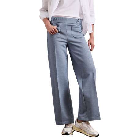 Pantalon chino ciel uni avec une coupe bootcut et une taille élastiquée - Image 3