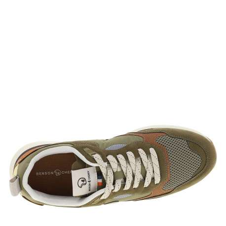 Baskets kaki à semelle plate avec un patch de la marque sur la languette - Image 4