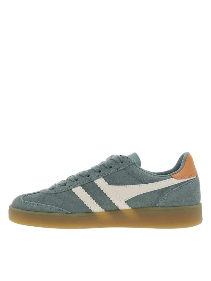 Tennis vertes en cuir...