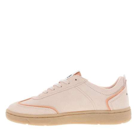 Tennis en cuir blanches à semelle plate et une fermeture lacets