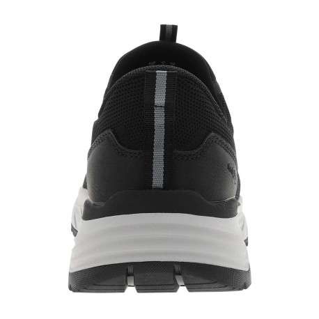 Sneakers noires à semelle plate avec une fermeture à slip-on - Image 6