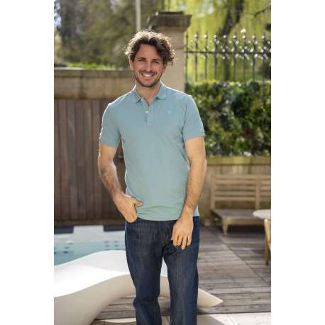 Polo en coton biologique vert d'eau uni avec une coupe droite et un col boutonné - Image 9