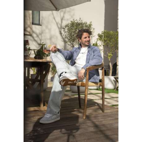 Jean Baggy en coton beige uni avec une coupe droite à zip et à bouton - Image 8