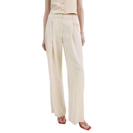 Pantalon beige uni pourvu d'une coupe droite et de passants pour la ceinture - Image 5