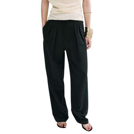 Pantalon noir uni pourvu d'une coupe large et de passants pour la ceinture - Image 5