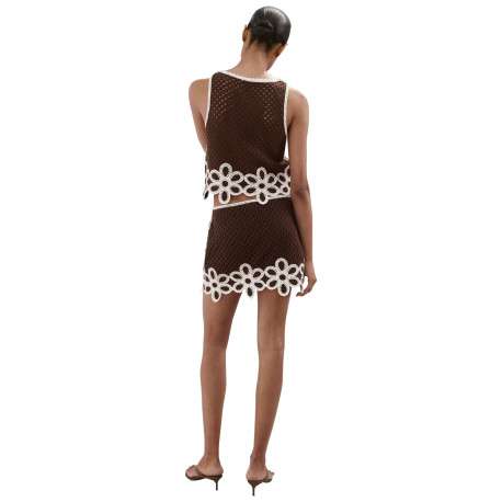 Jupe courte marron unie pourvue d'une coupe droite et d'une taille mi-haute - Image 4