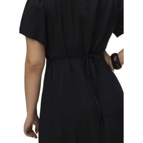 Robe courte noire unie pourvue d'une coupe évasée et de manches courtes - Image 6