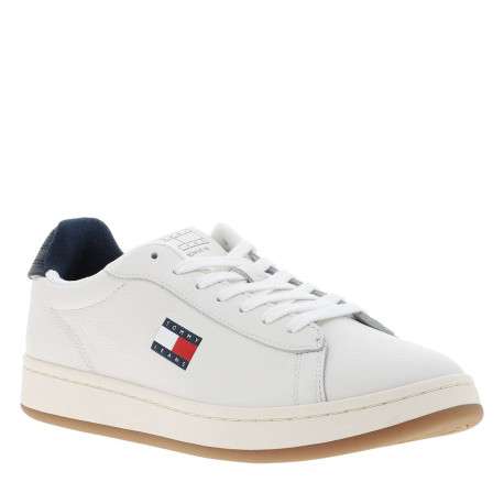 Tennis en cuir écrues à talon plat avec des lacets et un revêtement en grains - Image 3
