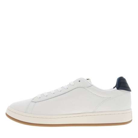 Tennis en cuir écrues à talon plat avec des lacets et un revêtement en grains