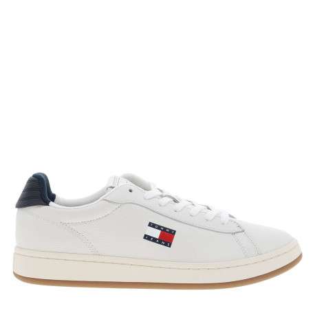 Tennis en cuir écrues à talon plat avec des lacets et un revêtement en grains - Image 2