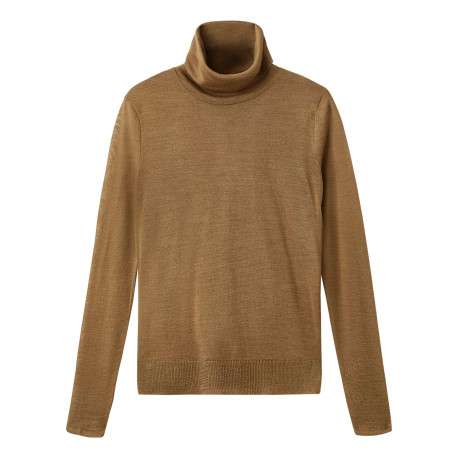 Pull camel uni coupe droite pourvu d'un col montant et de manches longues