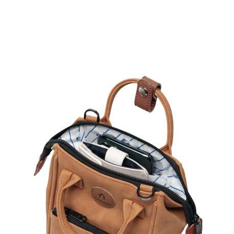 Mini sac à bandoulière camel uni zippé avec des détails marrons clairs - Image 3