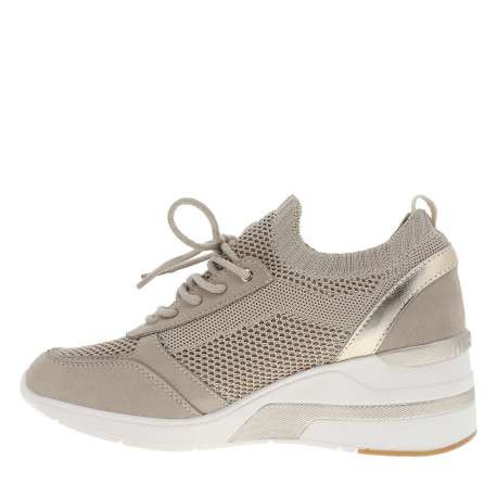 Sneakers beiges avec un talon semi-compensée et des lacets ronds
