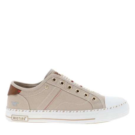 Tennis basses beiges avec un talon plat et fermeture à slip-on - Image 2