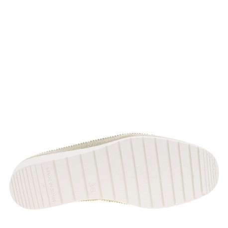Mocassins beiges en cuir avec un talon compensé bas et à slip-on - Image 5
