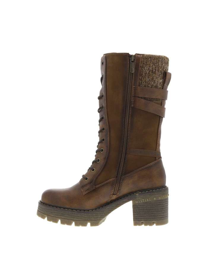 Bottes brunes à talon...