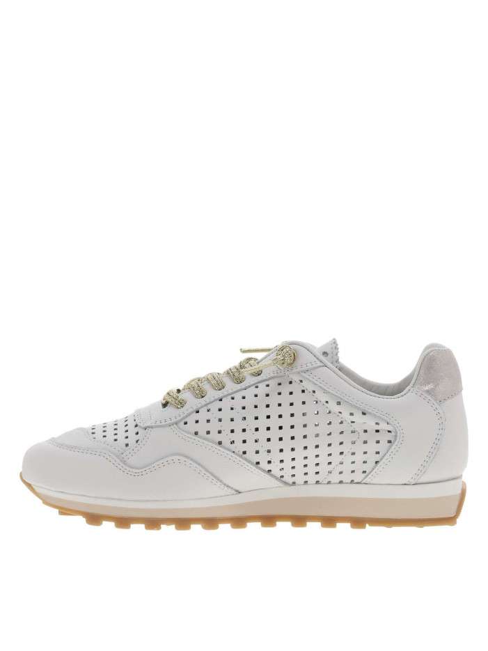 Baskets running blanches en...